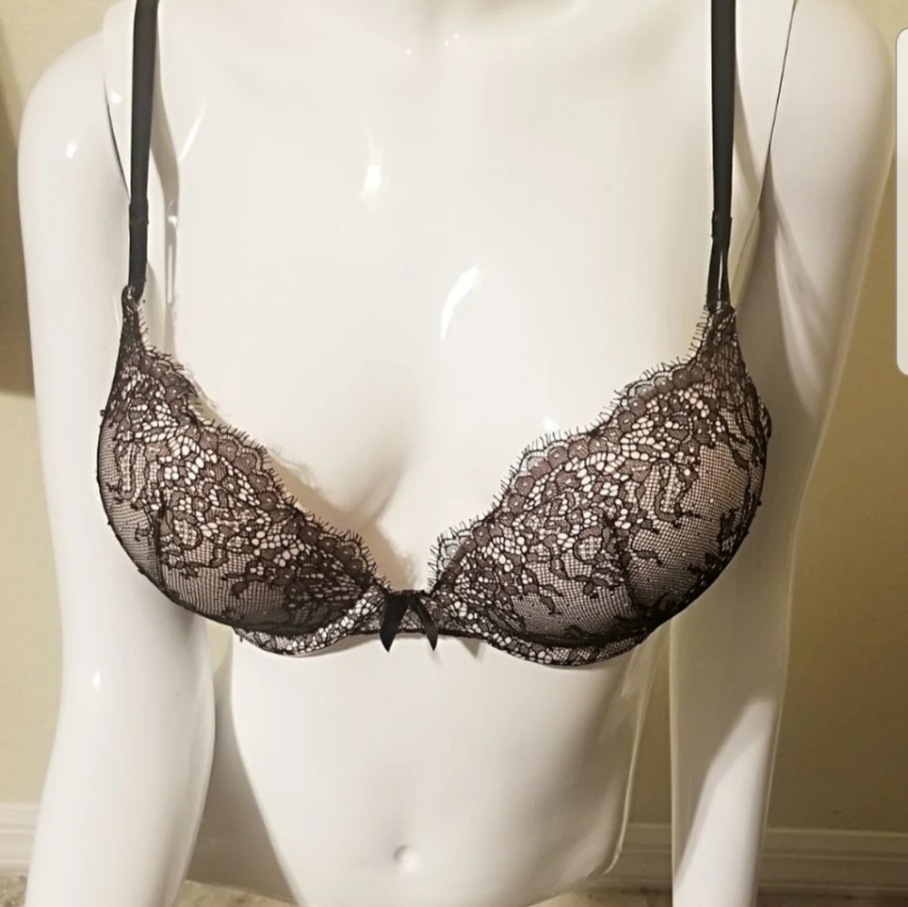 Victoria's Secret Bombshell Bra 34C